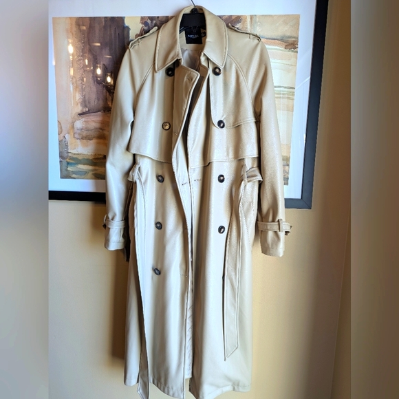 Trench Coat Size 2 - Picture 3 of 17